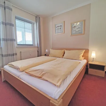 Waldstrasse Whg 13 Villa